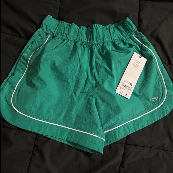 ALO track shorts - Picture 1 of 4